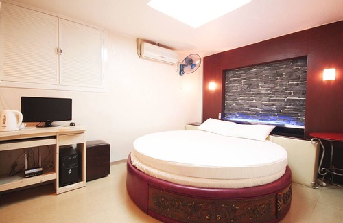 Saha Hotel | Busan Dangri O2