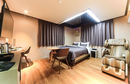 Buk-gu Hotel | Busan Mandeok The Gentle
