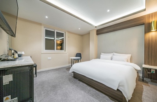 Sasang Hotel | Busan Mora Hotel 979
