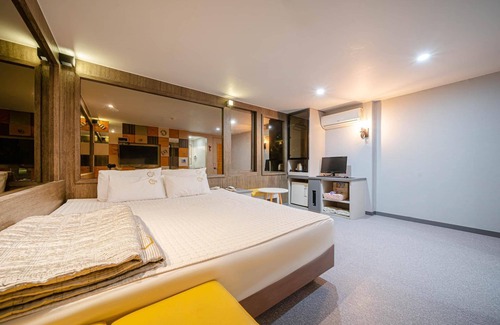Sasang Hotel | Busan Sasang Gem