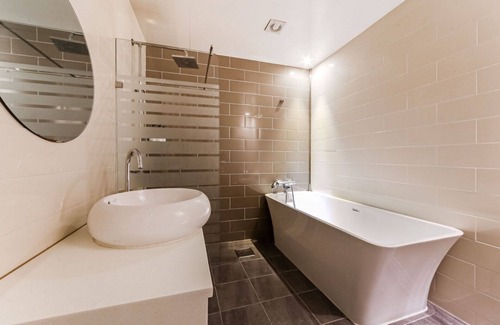 Oncheonjang Hotel | Busan Seo-dong No25