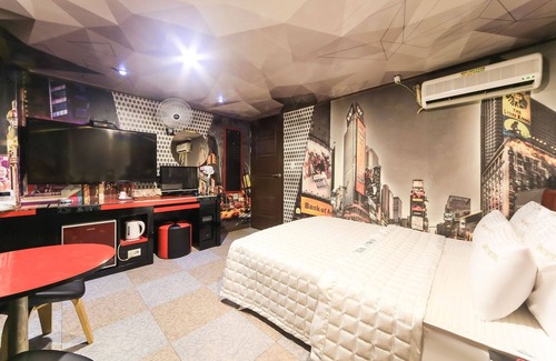 Oncheonjang Hotel | Busan Seodong Venice