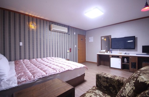 Yeongdo Hotel | Busan Yeongdo Sinwon