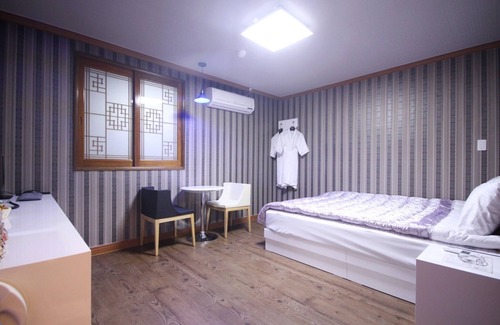 Yeongdo Hotel | Busan Yeongdo Sinwon