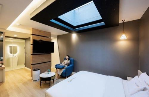 Yeonsan Hotel | Busan Yeonsan AVA