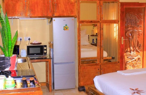 Kasane House | Bush Adventure Guest House