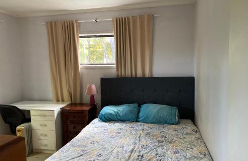 Glenfield House | Bush , birds and relaxing moments
