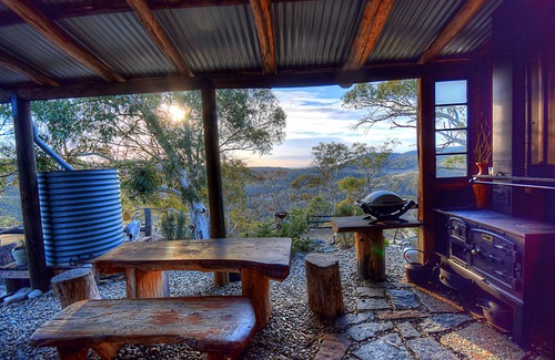 Jindabyne Cottage | Bush Grove on the snowy river