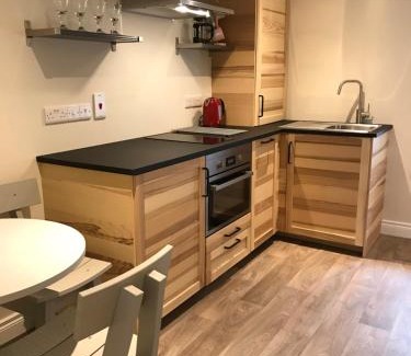 Bushmills Apartment | Bush House Accommodation - The Diamond
