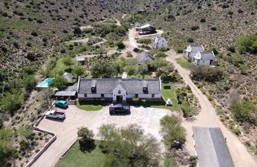Prince Albert Apartment | Bushman Valley