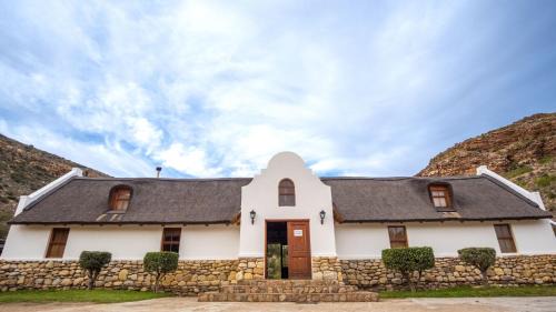 Prince Albert Apartment | Bushman Valley