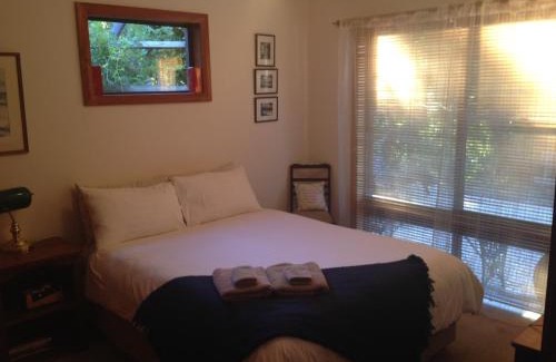 Penguin Apartment | Bushy Park Retreat