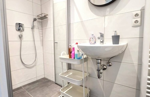 Neusass Old Town Apartment | Business apartment with Wifi, elevator & free parking