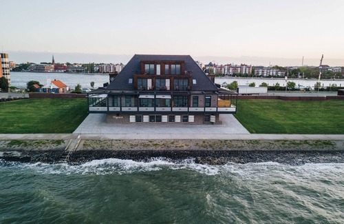 Innenhafen House | Business Class Plus double room - Fliegerdeich Hotel & Restaurant