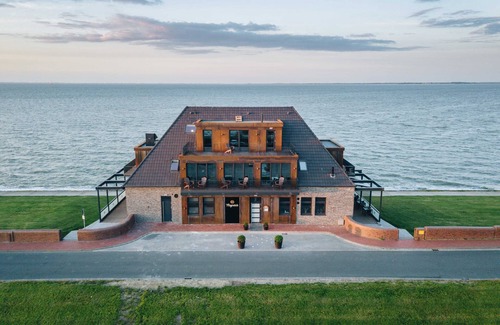 Innenhafen House | Business Class Plus double room - Fliegerdeich Hotel & Restaurant
