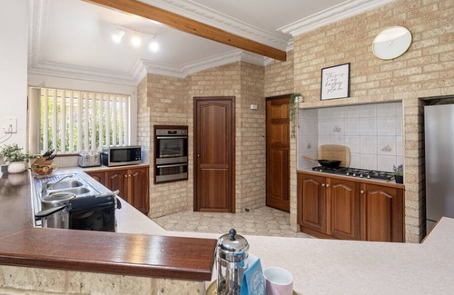 Busselton Apartment | Busselton by the Bay - Central Busselton