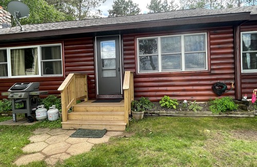 Hayward Cottage | Butler's Bay Cottage on Teal Lake with Private Dock and Good Swimming