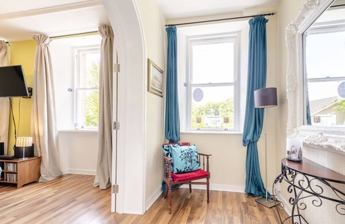 Dunragit Apartment | BUTLER'S GAIT, pet friendly, character holiday cottage in Stranraer