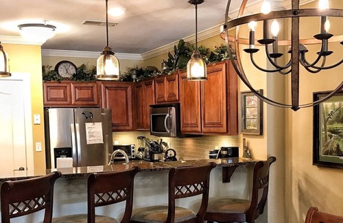 Gatlinburg Condo | Butler's Newly updated Downtown Condo, 2 King BR's, Beautiful View!