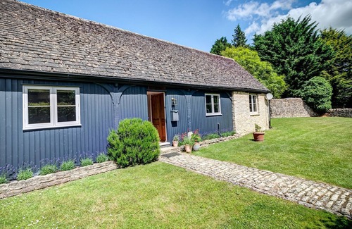 Ramsden Apartment | Butler's Stall Cotswolds Holiday cottage in Ramsden, 2 Beds & Sleeps 3