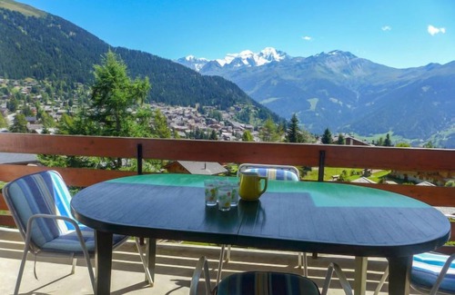 Verbier Apartment | Butte aux Noëls 206 by Interhome