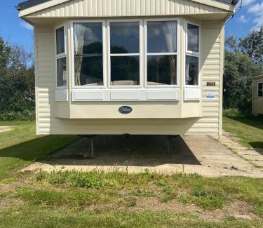 Mappleton Resort | Buttercup hideaway