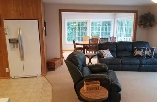 Farwell House | Buttercup Hideaway the perfect lake get away!