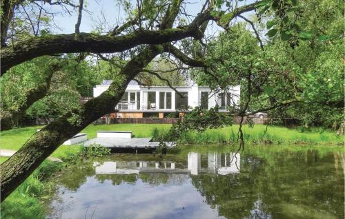 Ypres House | Butterfly