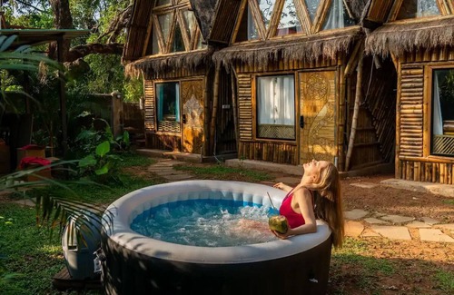 Chapora Cottage | Butterfly: Hi-Design Stylish AC Cottage in Vagatornn