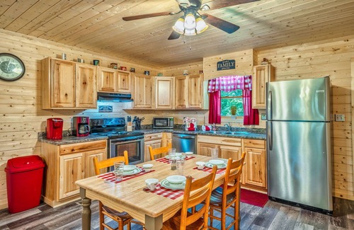 Cosby Cabin | Butts On The Creek! Peaceful retreat right on the creek.