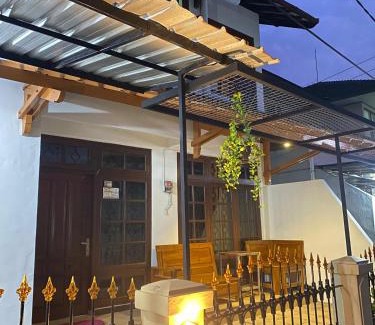 Yogyakarta House | Buwana Homestay Yogyakarta