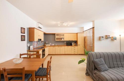 Paceville Apartment | BV1 - Spacious and Bright - Prime Location