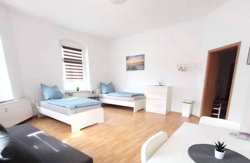 Zwickau Apartment | BW02 beautiful fitter apartment in Hohenstadt with outdoor seating and free WiFi