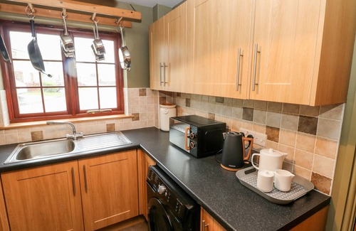 Haverfordwest Cottage | Bwthyn Canol