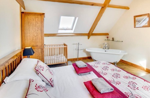 Brecon House | Bwthyn Tre-faen in the beautiful Brecon