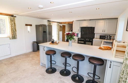 Oswestry Cottage | BWTHYN Y BUGAIL (SHEPHERD'S COTTAGE in Llanrhaeadr-Ym-Mochnant