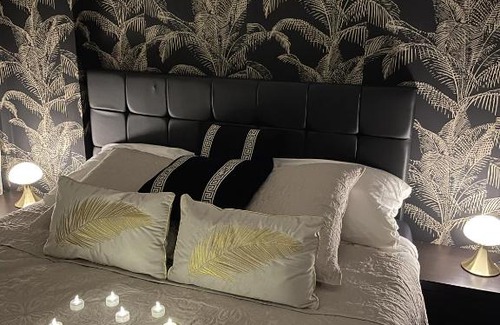 Bondy Apartment | BY NEPTUNE - Appartement rustique JACUZZI
