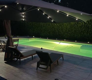 Courtenay Villa | BY NEPTUNE - La Maison Courtenay Piscine Privée, 4 Chambres