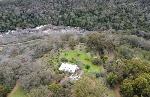 Margaret River House | By the River - idyllic getaway