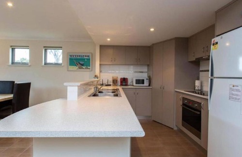 Broadwater Villa | By the Sea at Cape View Resort