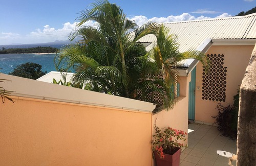 Perinet House | By the sea facing the islet of Gosier and 400 meters from the beach