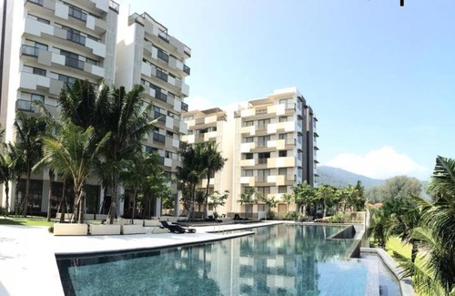 Batu Ferringhi Apartment | By The Sea Luxury Beachfront Resort 223