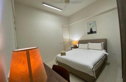 Batu Ferringhi Apartment | By The Sea@Side Seaview n Side Pool view #53A