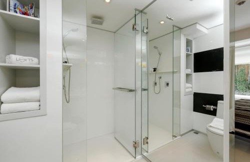 Patong Hotel | BYD Lofts - Boutique Hotel & Serviced Apartments - Patong Beach, Phuket