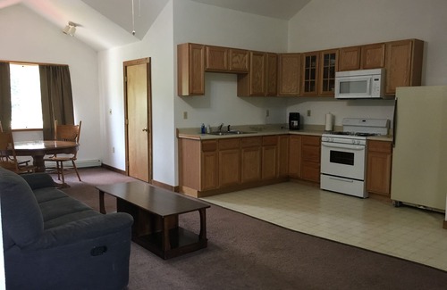 Trapper Creek Apartment | Byers Creek Lodge and cabins rentals in Denali State Park