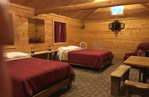 Trapper Creek Cabin | Byers Creek Lodge Eagle Cabin in Denali State Park Trapper Creek Alaska