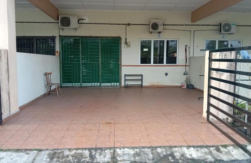 Kuantan House | Bypass Indera Homestay Kuantan (Muslims Only)