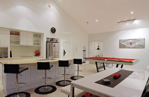Byron Bay Apartment | Byron Bay Accom - 5/1 Marvel St - Absolute Marvel