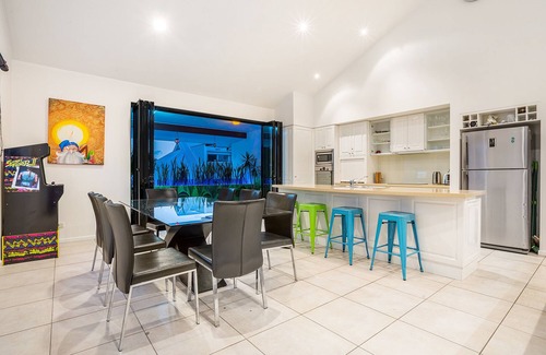 Byron Bay Apartment | Byron Bay Accom - 5/1 Marvel St - Absolute Marvel