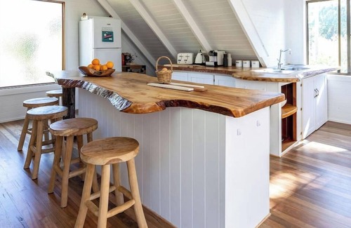 Middle Pocket Cottage | Byron Hinterland Escape with pool immersed in nature